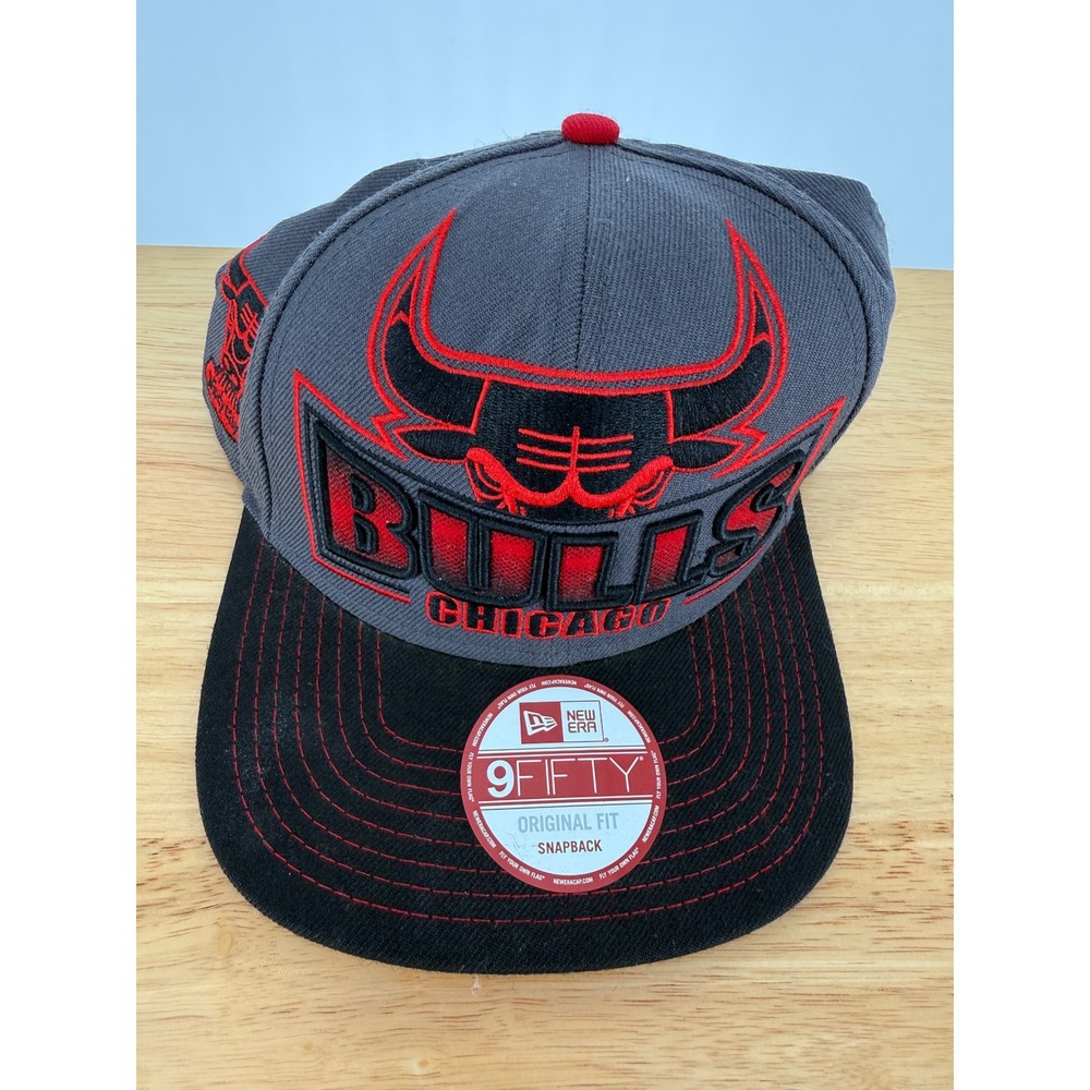 NWT New Era 9Fifty Snap Back Chicago Bulls Hat Original Fit Adjustable Black Red